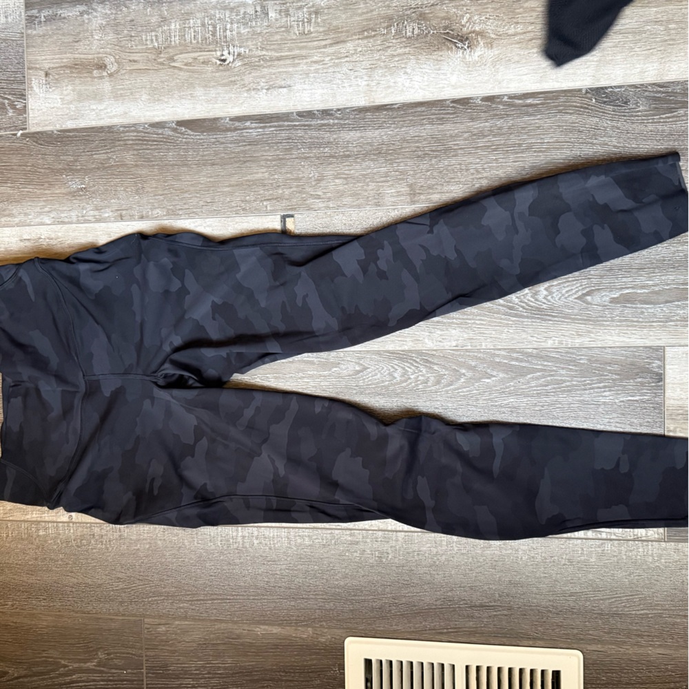 Lululemon Black Camouflage Leggings